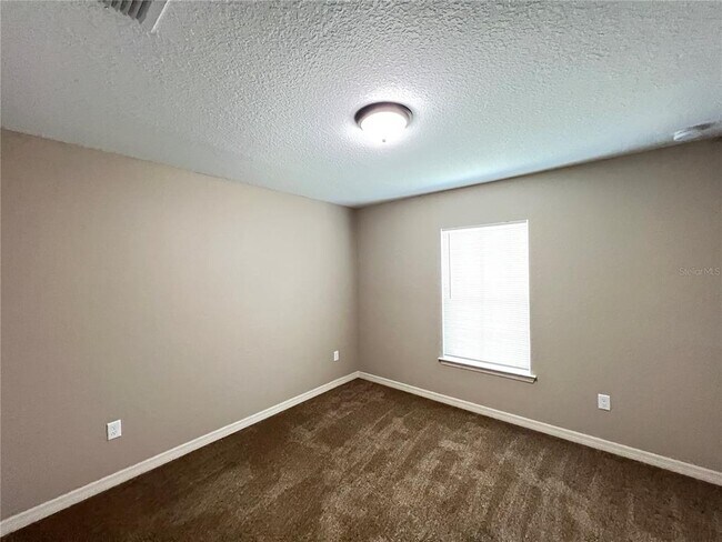 Building Photo - 3411 SW 129th Loop