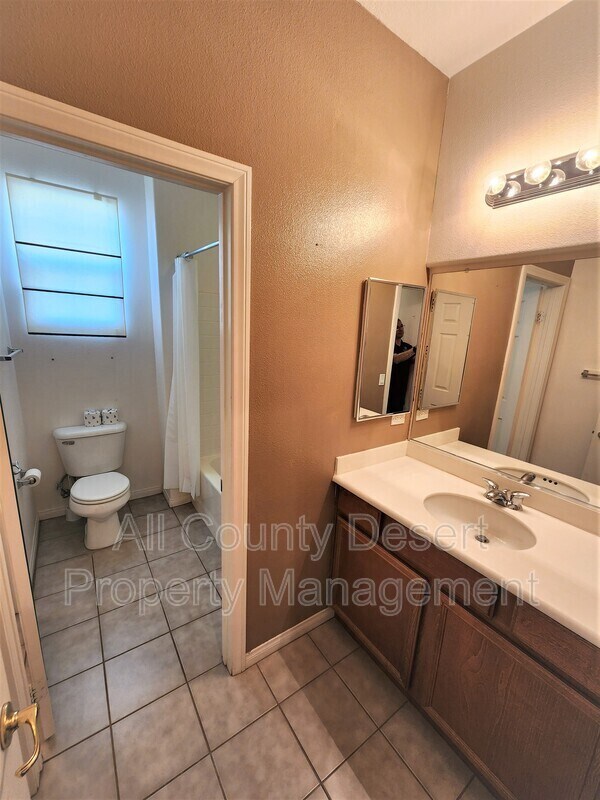 Building Photo - 84269 Canzone Dr