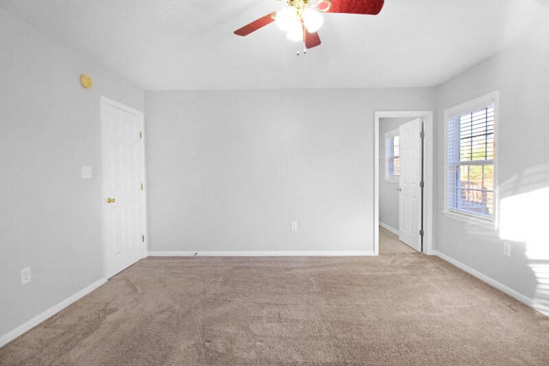 Building Photo - 405 NC-172