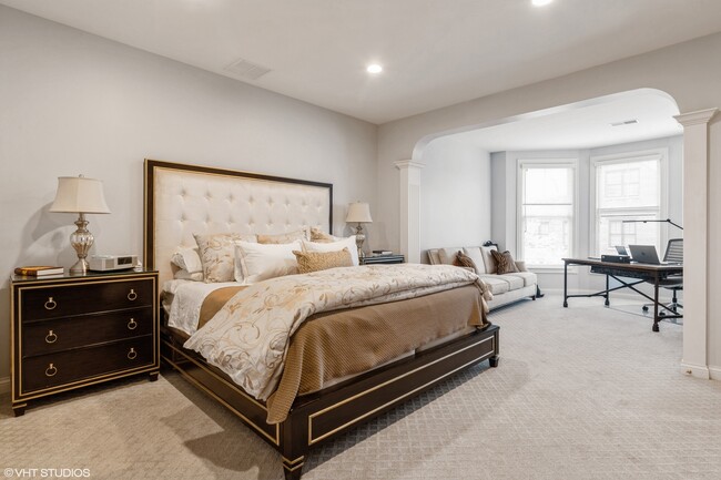 Building Photo - 2016 Valor Ct