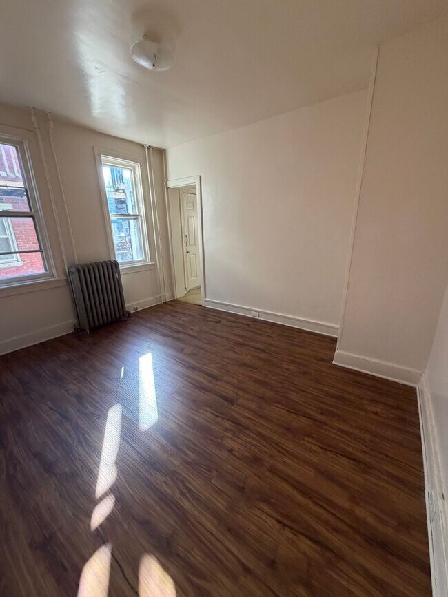 Building Photo - 210 S Duke St