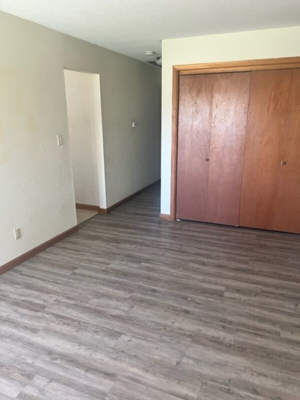Primary Photo - 480 3rd St