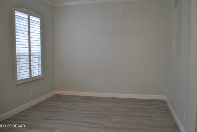 Building Photo - 128 Centennial Park Dr