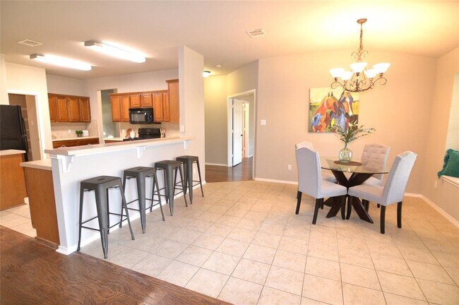 Building Photo - 2626 Pearson Way