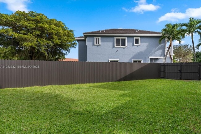 Building Photo - 396 NE 33rd Terrace