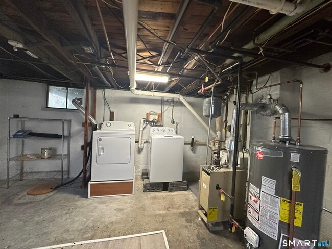 Building Photo - 424 Rockwell Ave