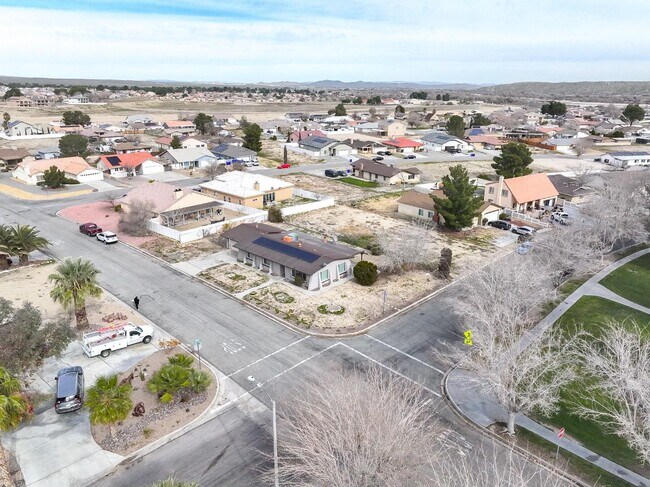 Building Photo - 26763 Cumberland Ln