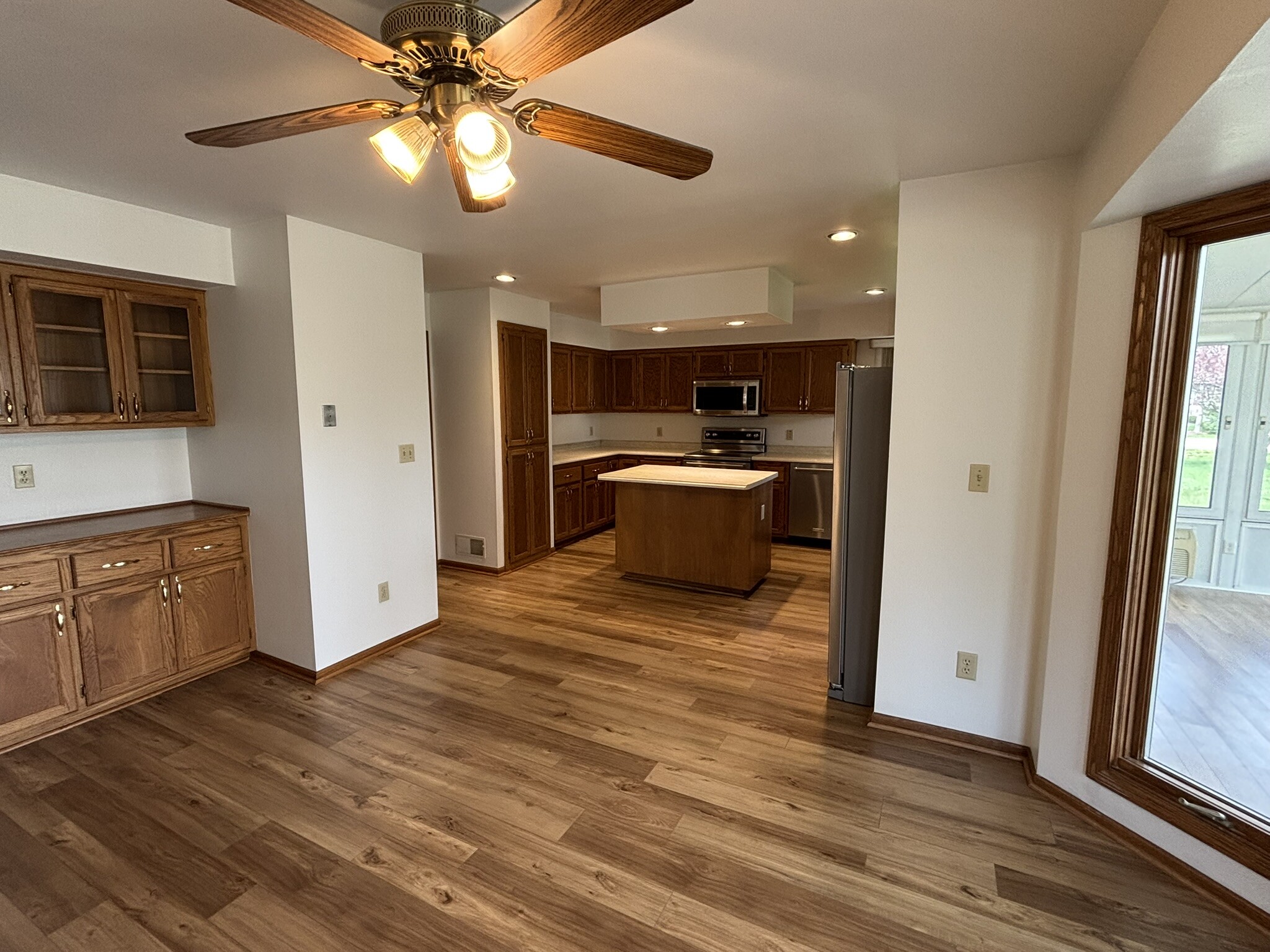 Dining Room / Kitchen - S81W17170 Moonlight Ln