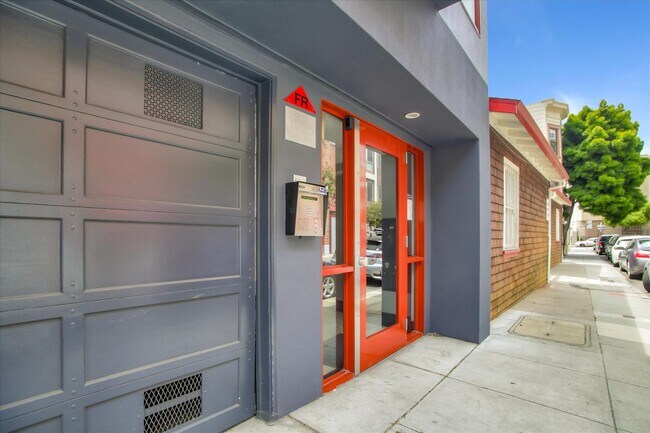 Building Photo - 1025 Minna St