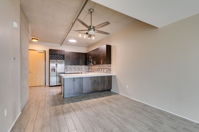 Building Photo - Modern High-Rise Living at Juhl with City Views