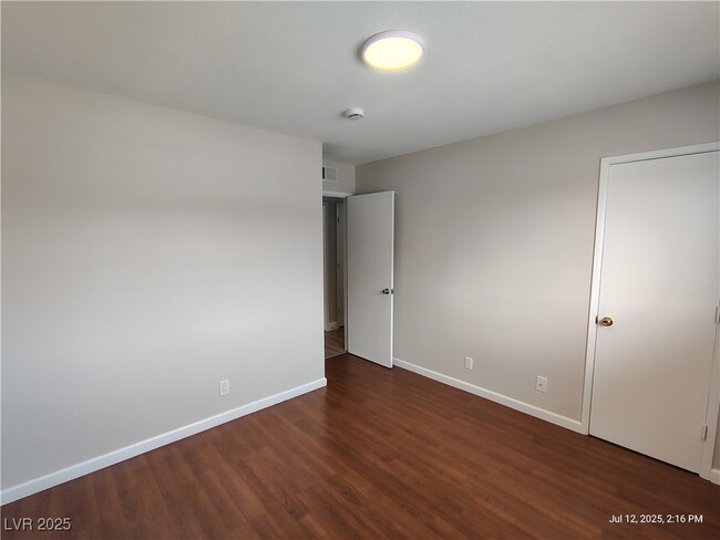 Building Photo - 5224 Del Monte Ave