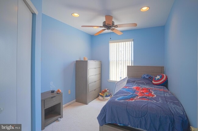 Building Photo - 32 Pebble Beach Ln