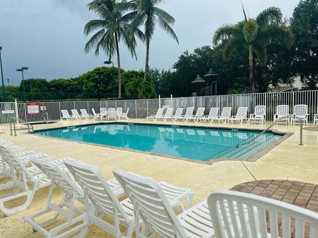 Building Photo - 3769 Victoria Rd