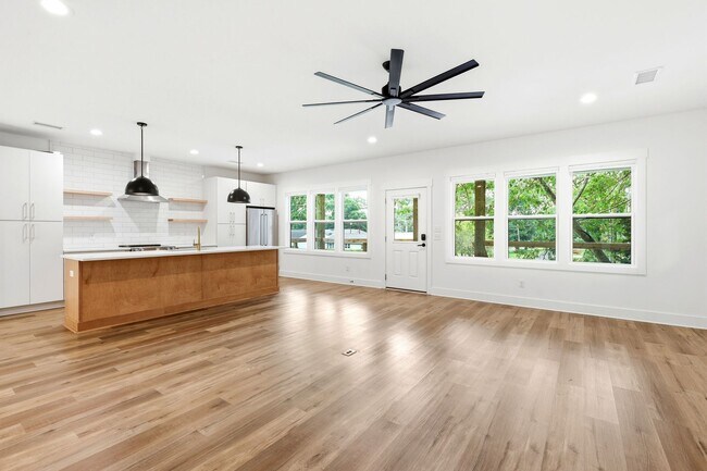 Building Photo - Custom Home in Seagate | 4 Bedrooms • 3 Bathrooms • Minutes to Wrightsville Beach