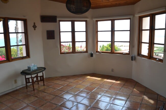 Building Photo - 32415 Aqua Vista Dr