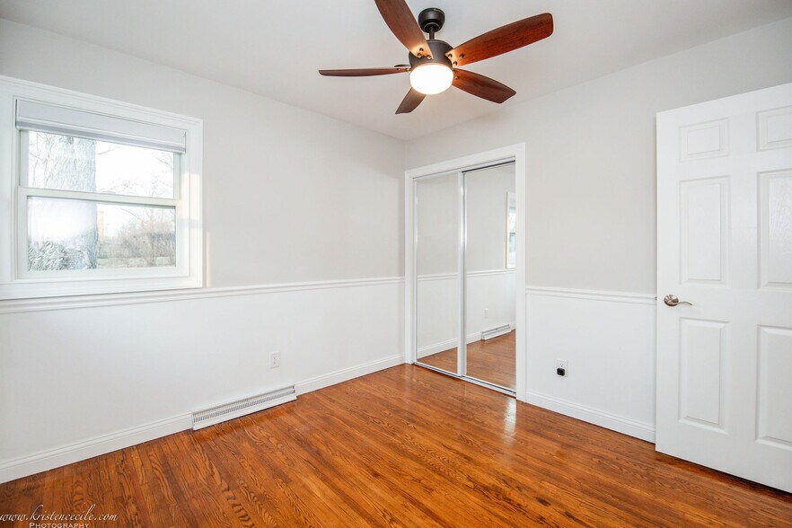 Building Photo - 123 Haines Ave