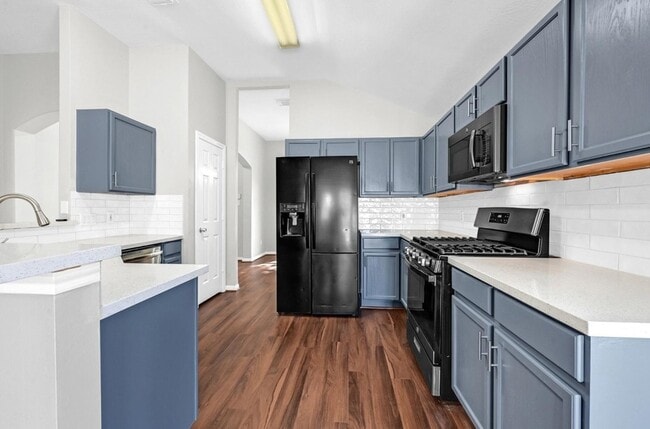 Building Photo - 4018 Floral Way Ct