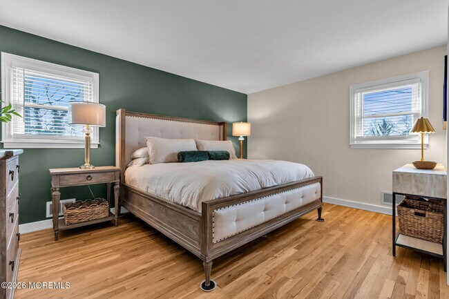 Building Photo - 2412 Homestead Ave