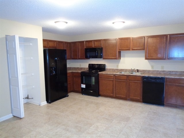 Building Photo - 2009 Angel Tear Ct