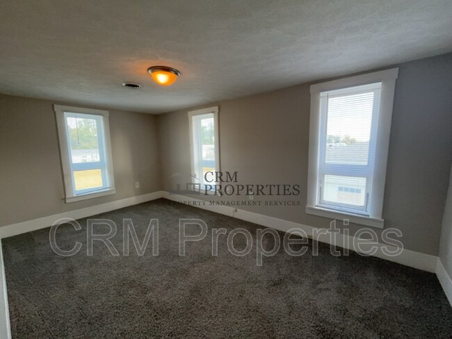 Building Photo - 409 W Morgan St