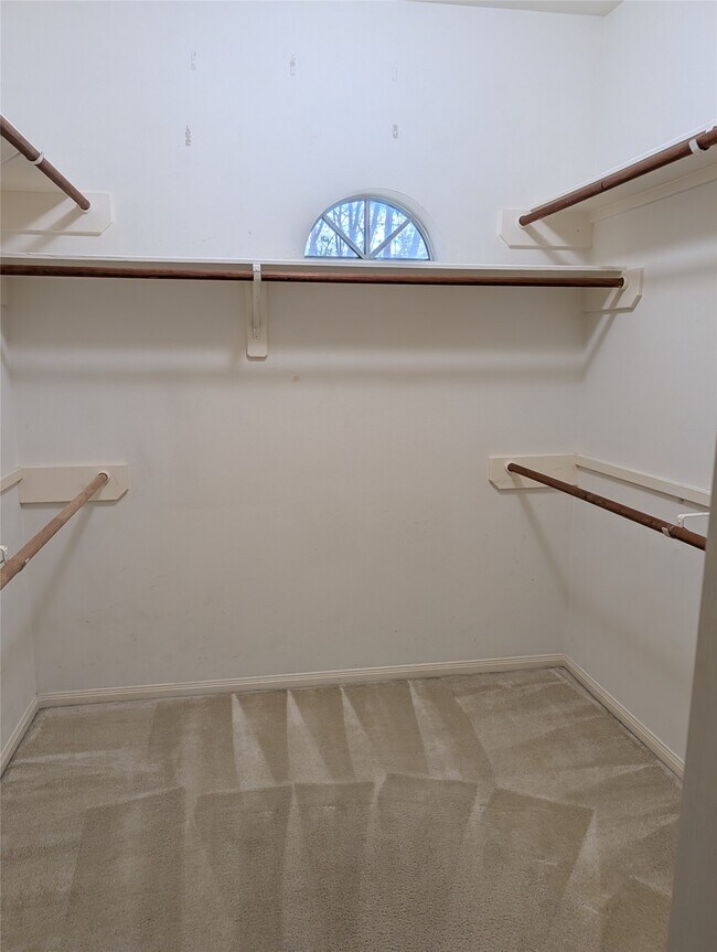 Building Photo - 15222 Holland Fields Cir