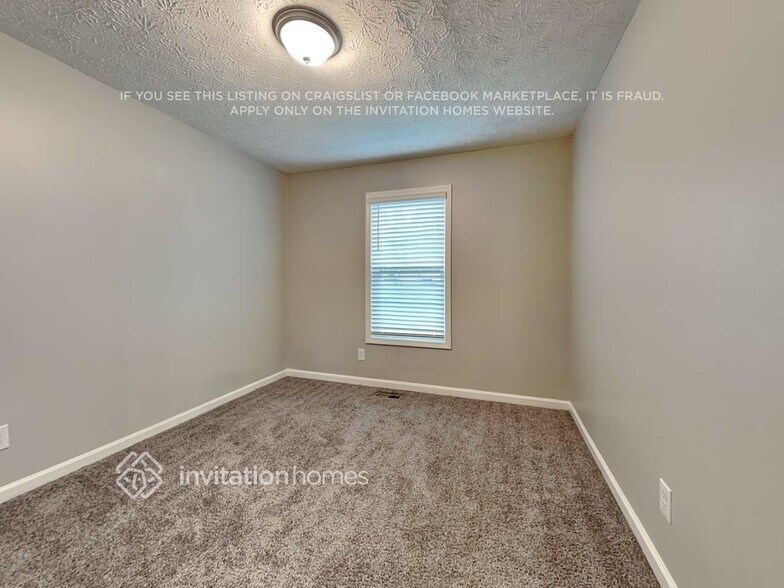 Building Photo - 389 Shoal Ct