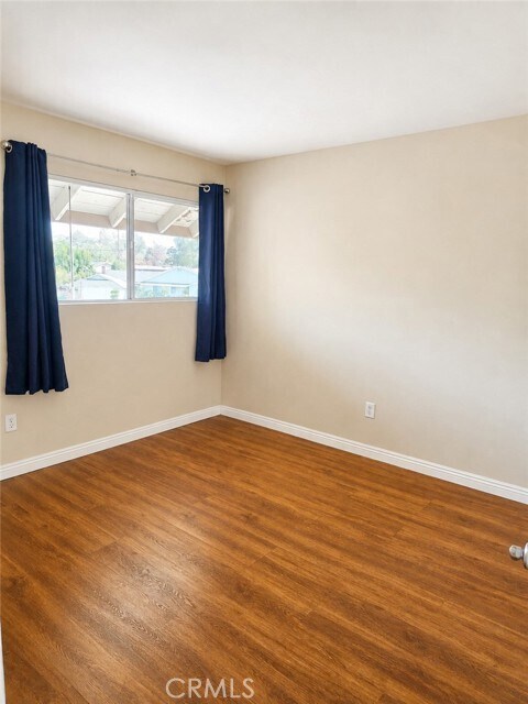 Building Photo - 2073 Tulip Ct
