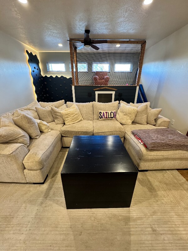 Building Photo - 417 East E Street