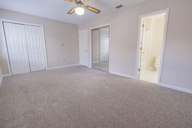 Building Photo - 2BR/2.5BA Townhome – Sweetwater Plantation (West Side)