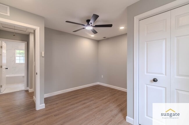 Building Photo - 11319 Harding Rd