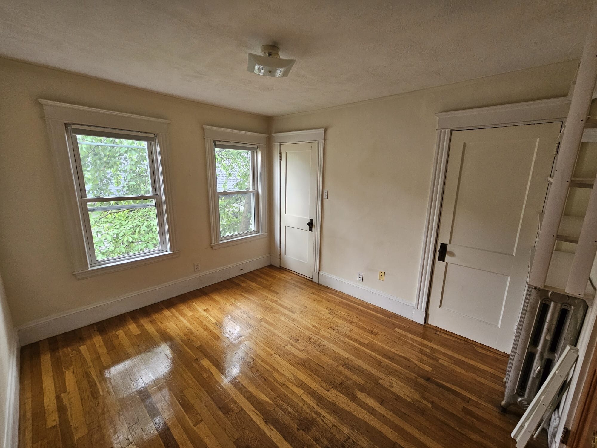 Building Photo - 19 Sartwell Ave