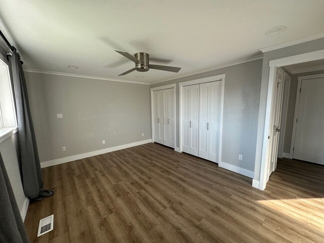 Building Photo - Orem Duplex - Upstairs