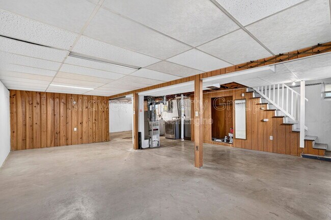 Building Photo - 1427 Attica Dr