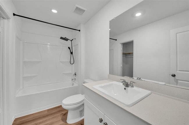 Building Photo - 125 Hal Norton Wy