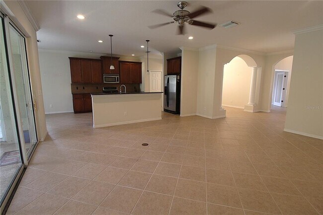 Building Photo - 6911 44th Terrace E