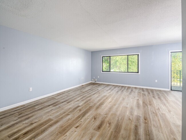 Building Photo - 6304 Grand Bahama Cir