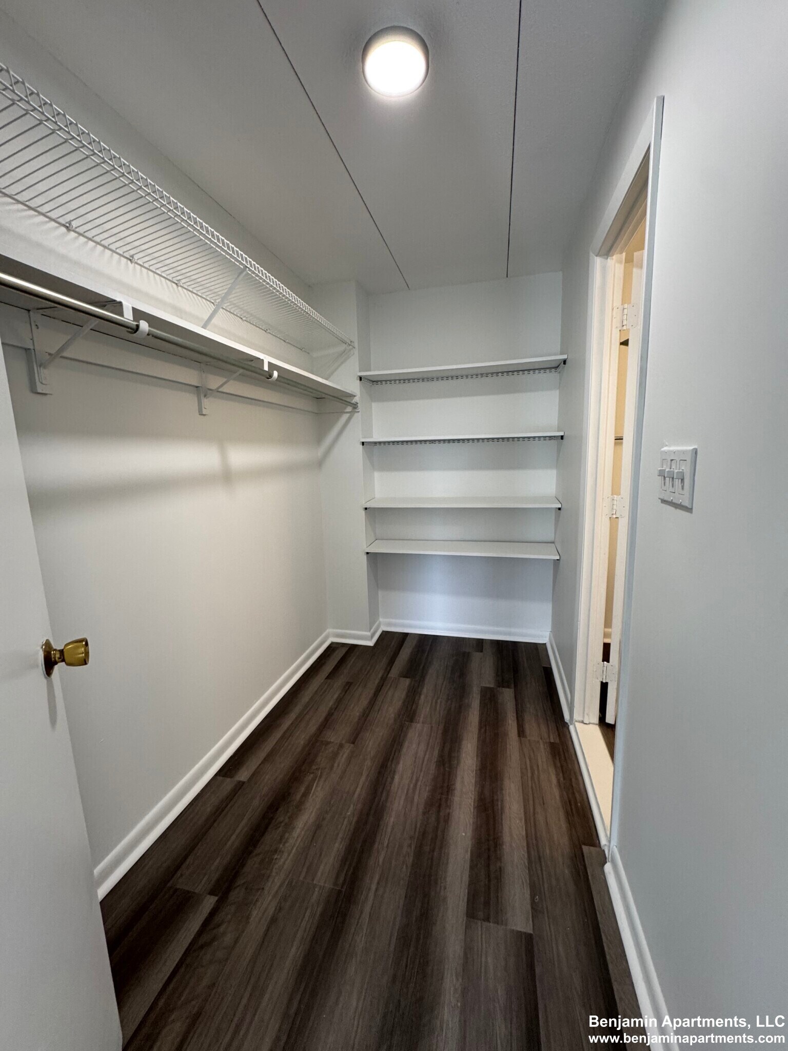 Building Photo - 51 Hill Rd