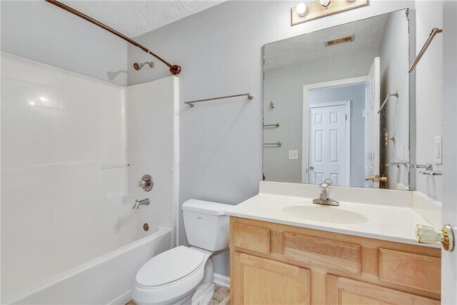 Building Photo - 3337 Baymount Way
