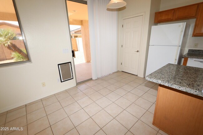 Building Photo - 14298 W Verde Ln