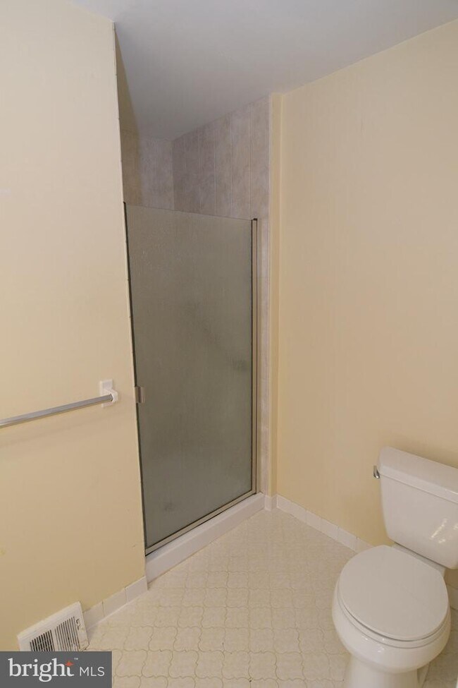 10 Headley Dr 10 Headley Dr Newtown PA 18940 Apartment Finder