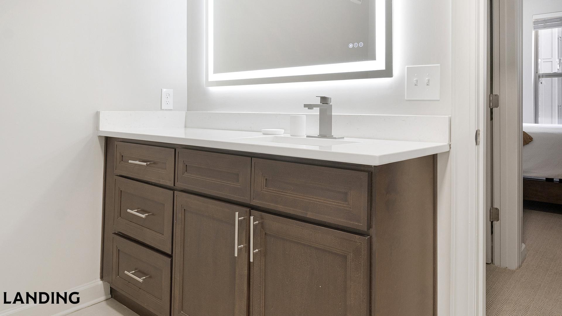 Building Photo - 2420 Peachtree Rd NW