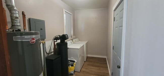 Building Photo - 36 Liberty Blvd