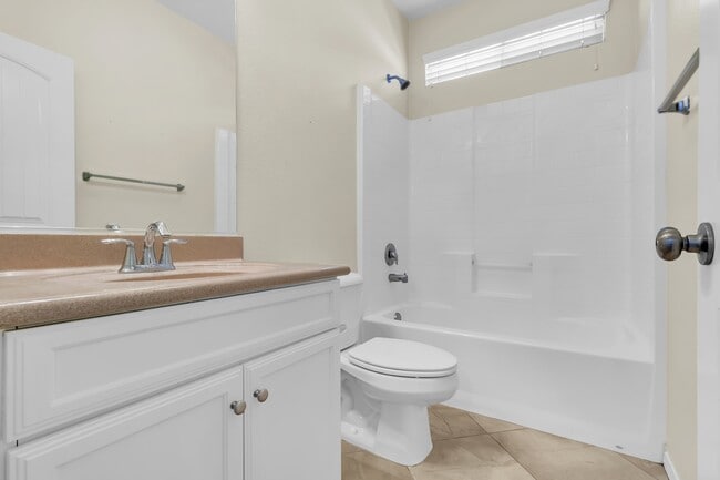 Building Photo - 4822 Brookside Ave