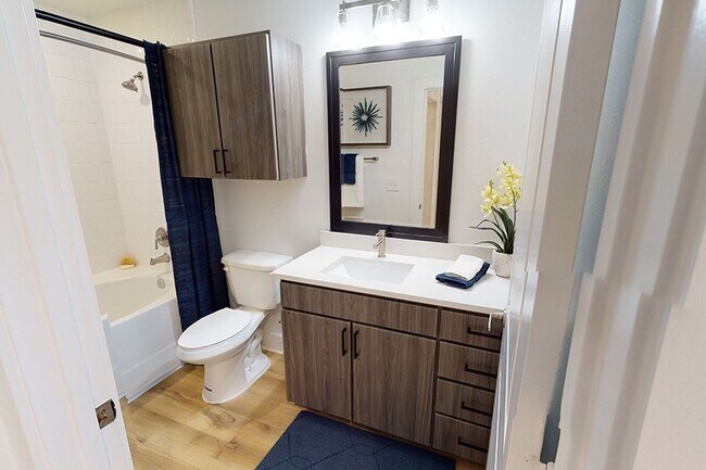 Building Photo - City Life Starts Here – Spacious 1 Bed / 1...