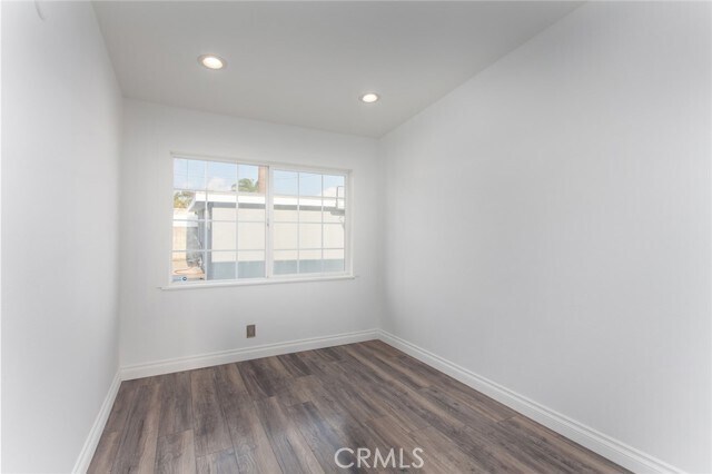 Building Photo - 9502 Laurel Canyon Blvd