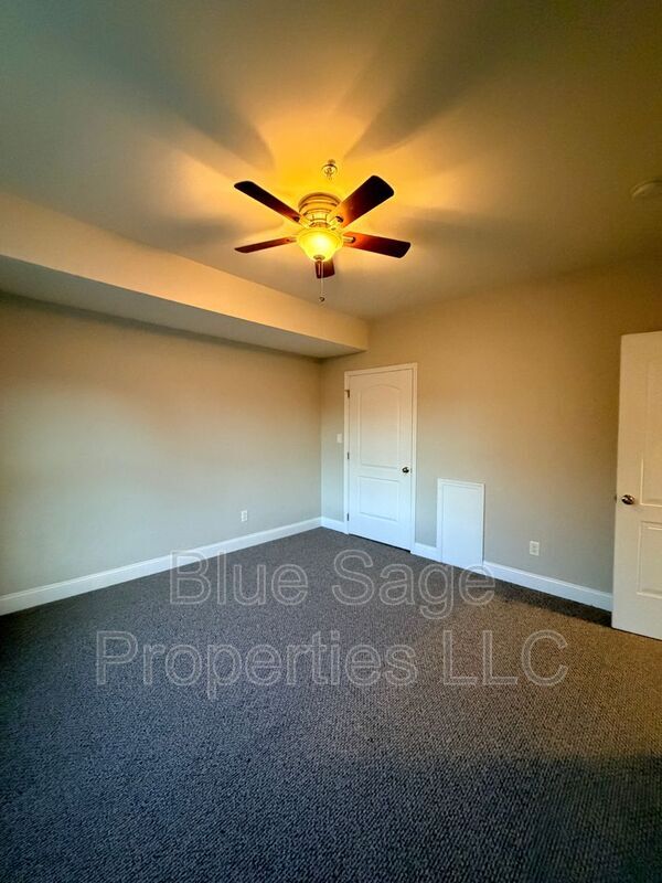 Building Photo - 432 E Baltimore Ave