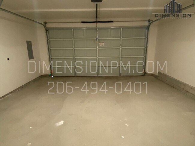Building Photo - 17421-17423 29th Ave E