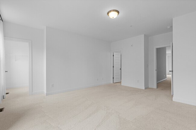 Building Photo - 1206 Coach Sta Aly