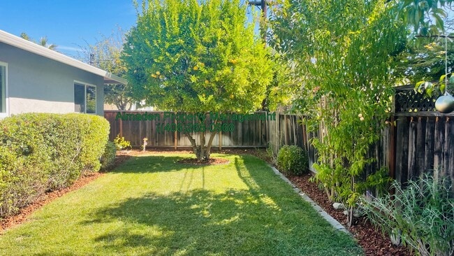 Building Photo - Remodeled Home in Great Location w/ Award Winning Schools & Central A/C!! Pets Negotiable!