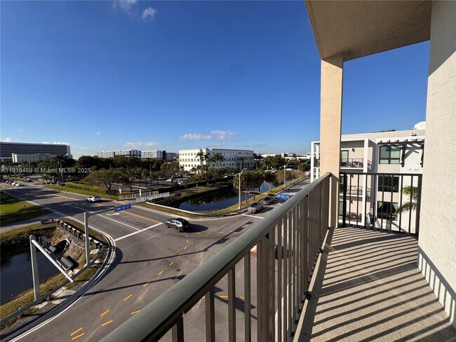 Building Photo - 8167 NW 41st St